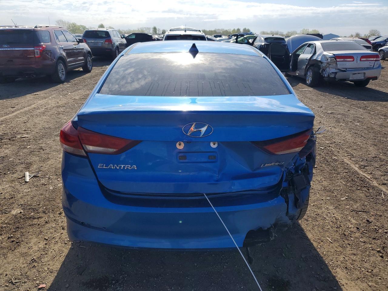 2017 Hyundai Elantra Limited - Image 6