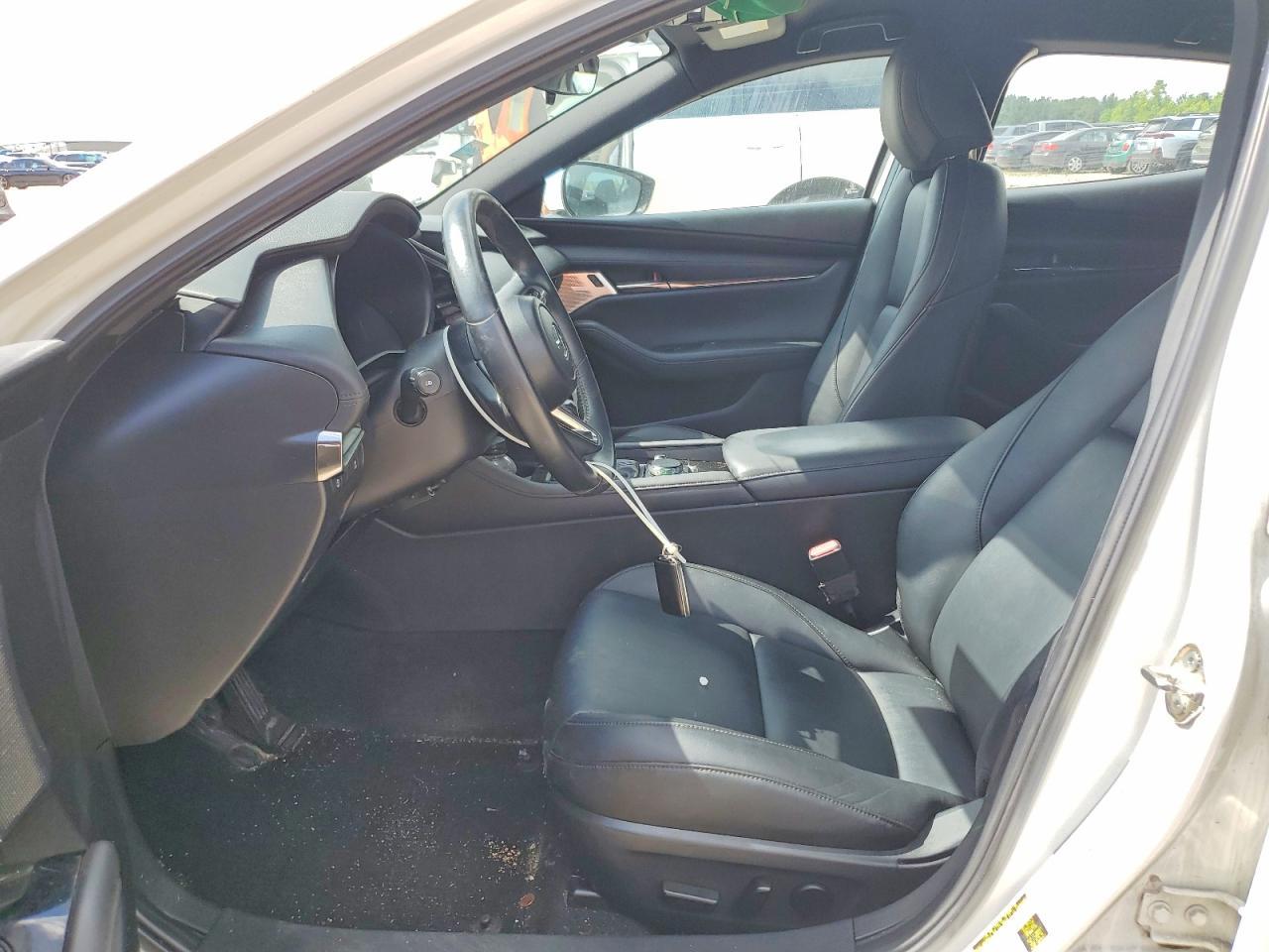 2020 Mazda 3 Preferred - Image 7