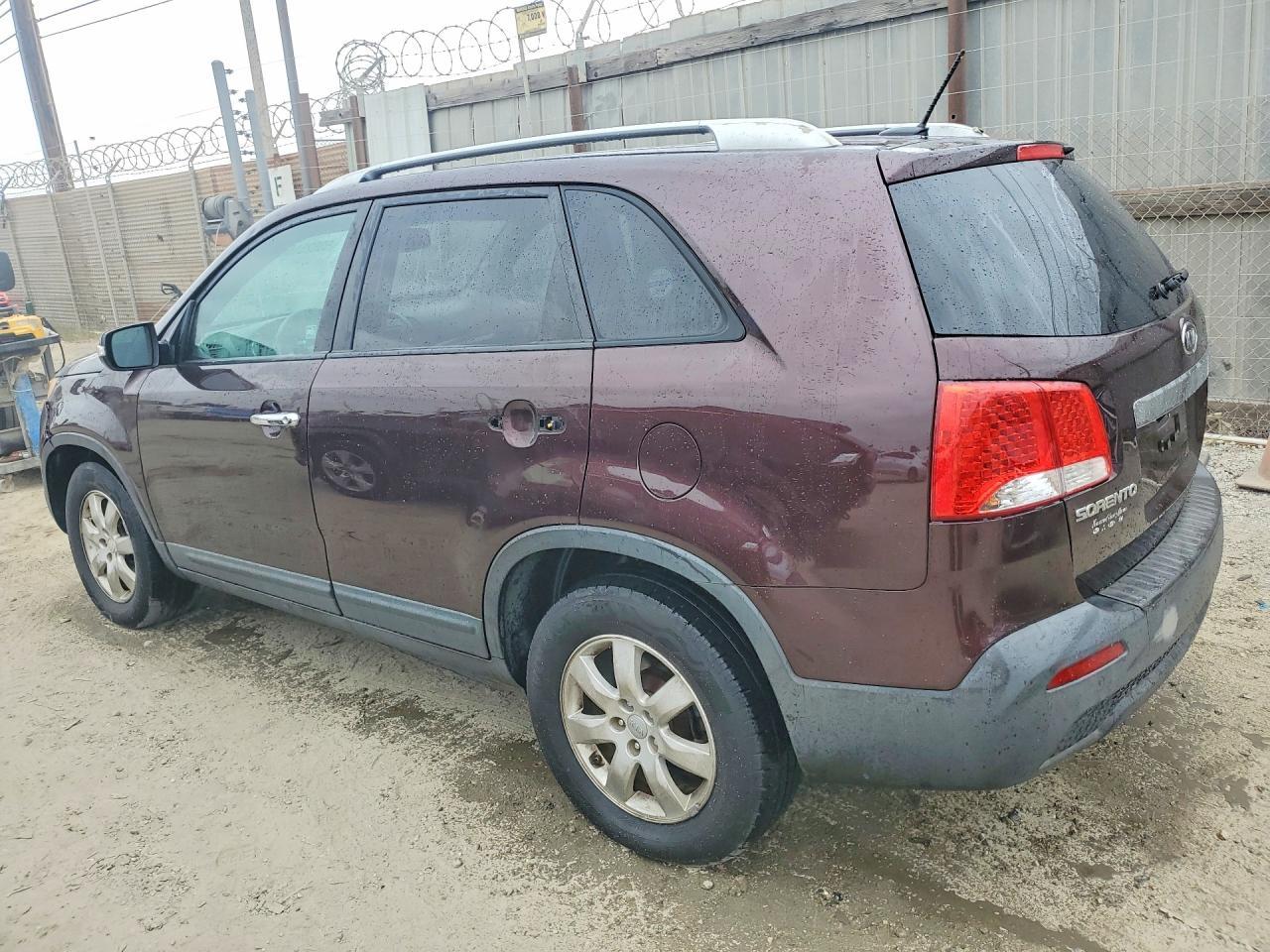 2011 Kia Sorento Lx - Фото 2