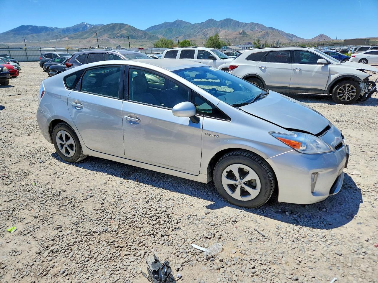 2015 Toyota Prius Two - Image 4