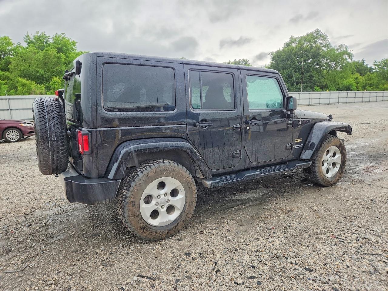 2014 Jeep Wrangler Unlimited Sahara - Фото 3