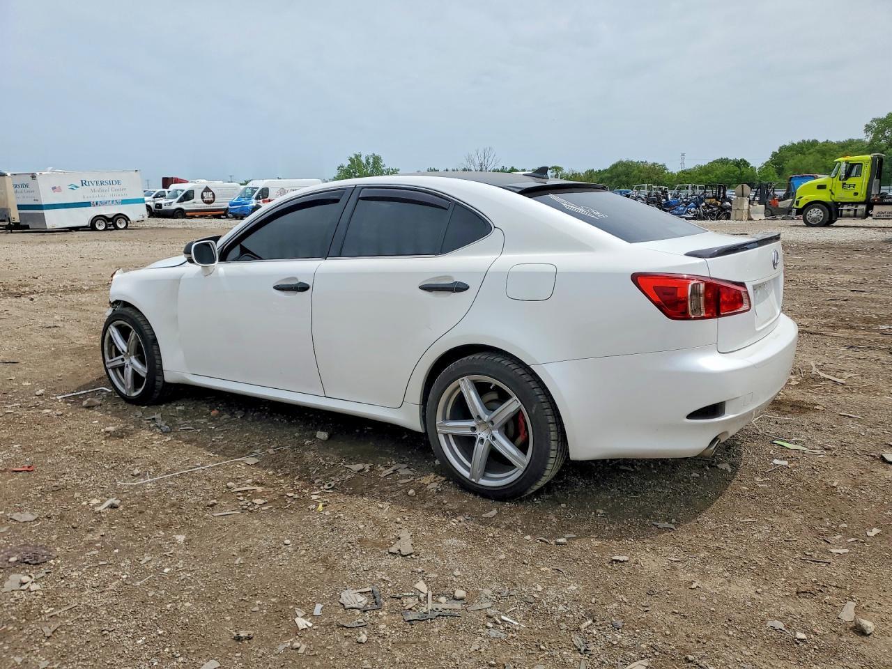2012 Lexus Is 250 - Image 2