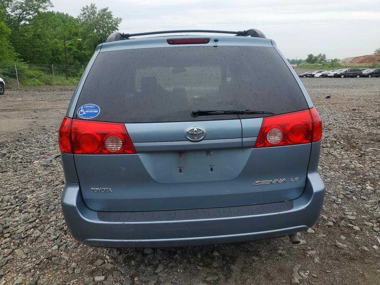 2006 Toyota Sienna Le 8 Passenger - Фото 6