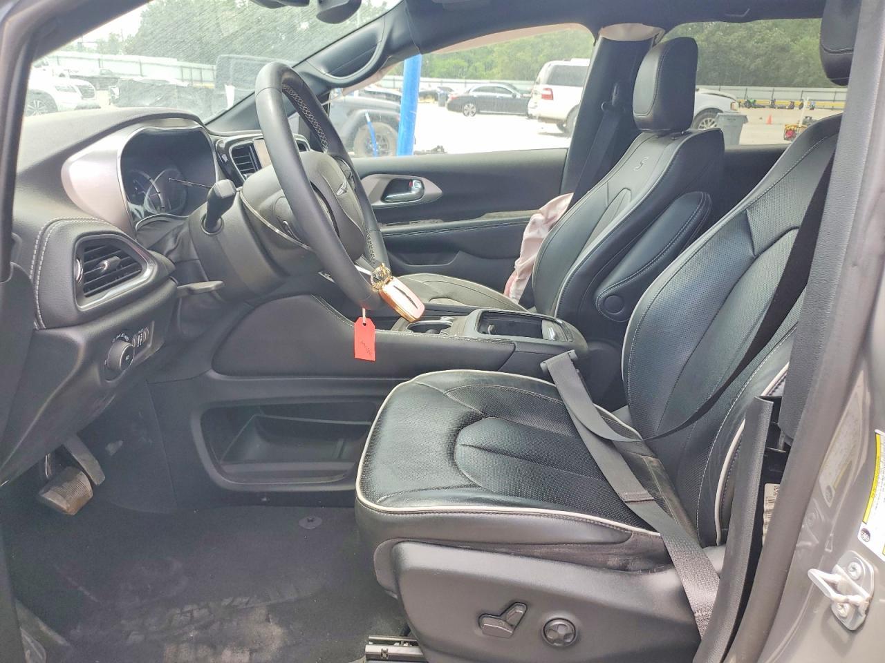 2022 Chrysler Pacifica Hybrid Limited - Фото 7