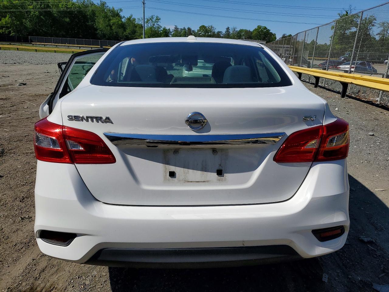 2019 Nissan Sentra Sv - Фото 6