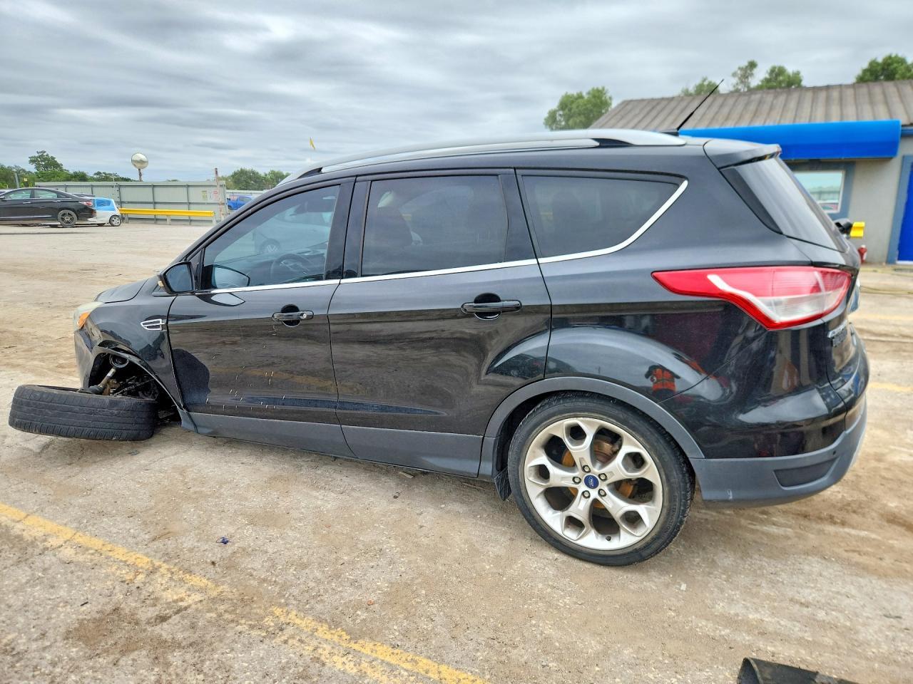 2015 Ford Escape Titanium - Фото 2
