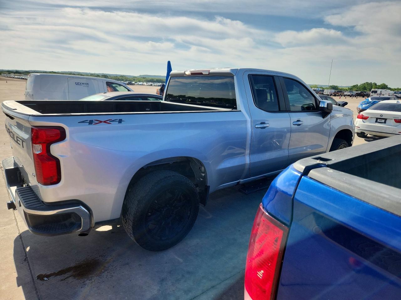 2020 Chevrolet Silverado K1500 Lt - Фото 3