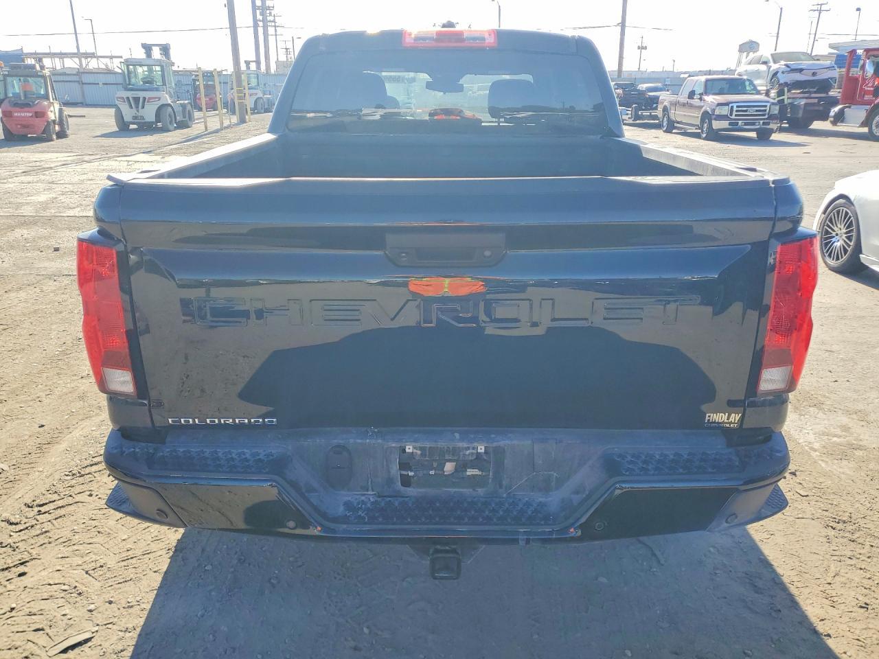 2025 Chevrolet Colorado Trail Boss - Фото 6