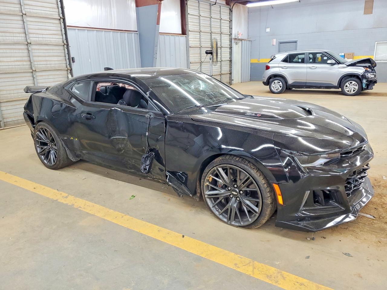 2019 Chevrolet Camaro Zl1 - Фото 4