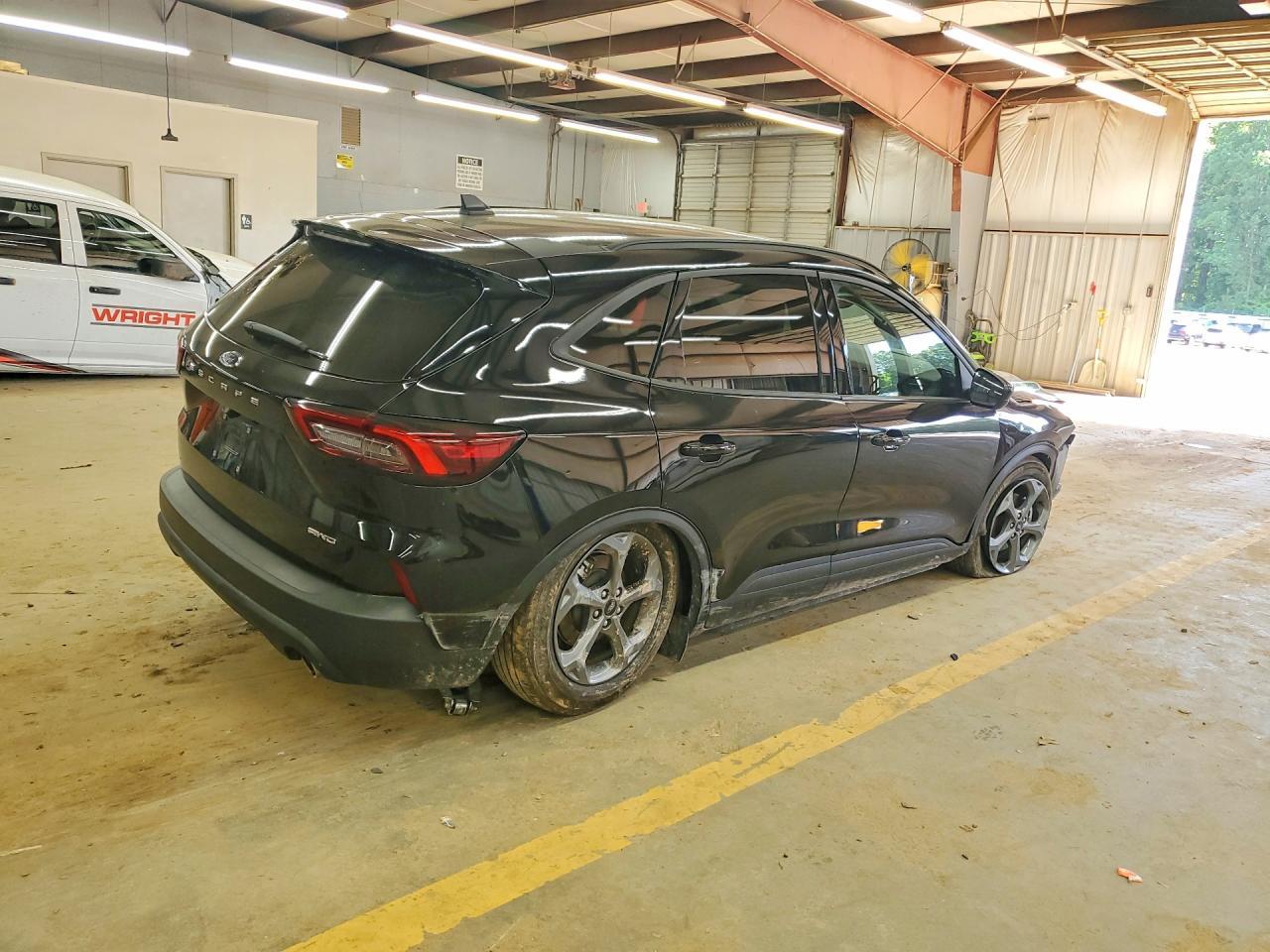 2025 Ford Escape St Line Select - Фото 3