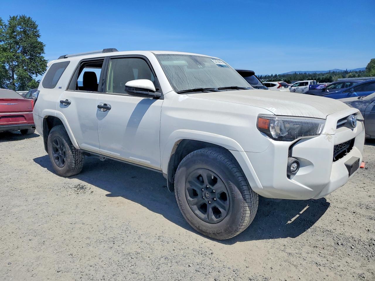2024 Toyota 4Runner Sr5 - Image 4