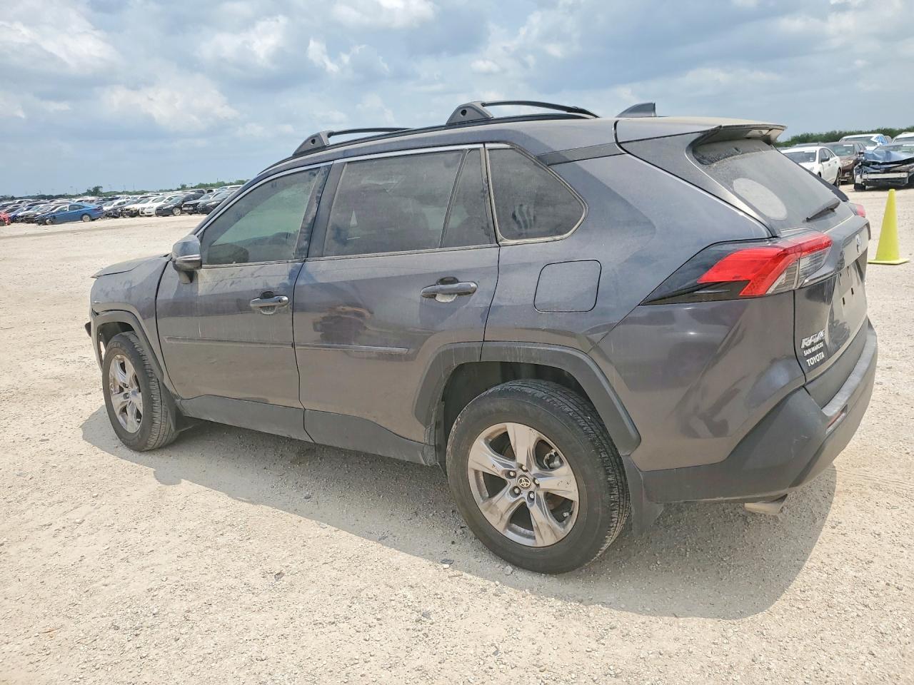 2024 Toyota Rav4 Xle - Фото 2