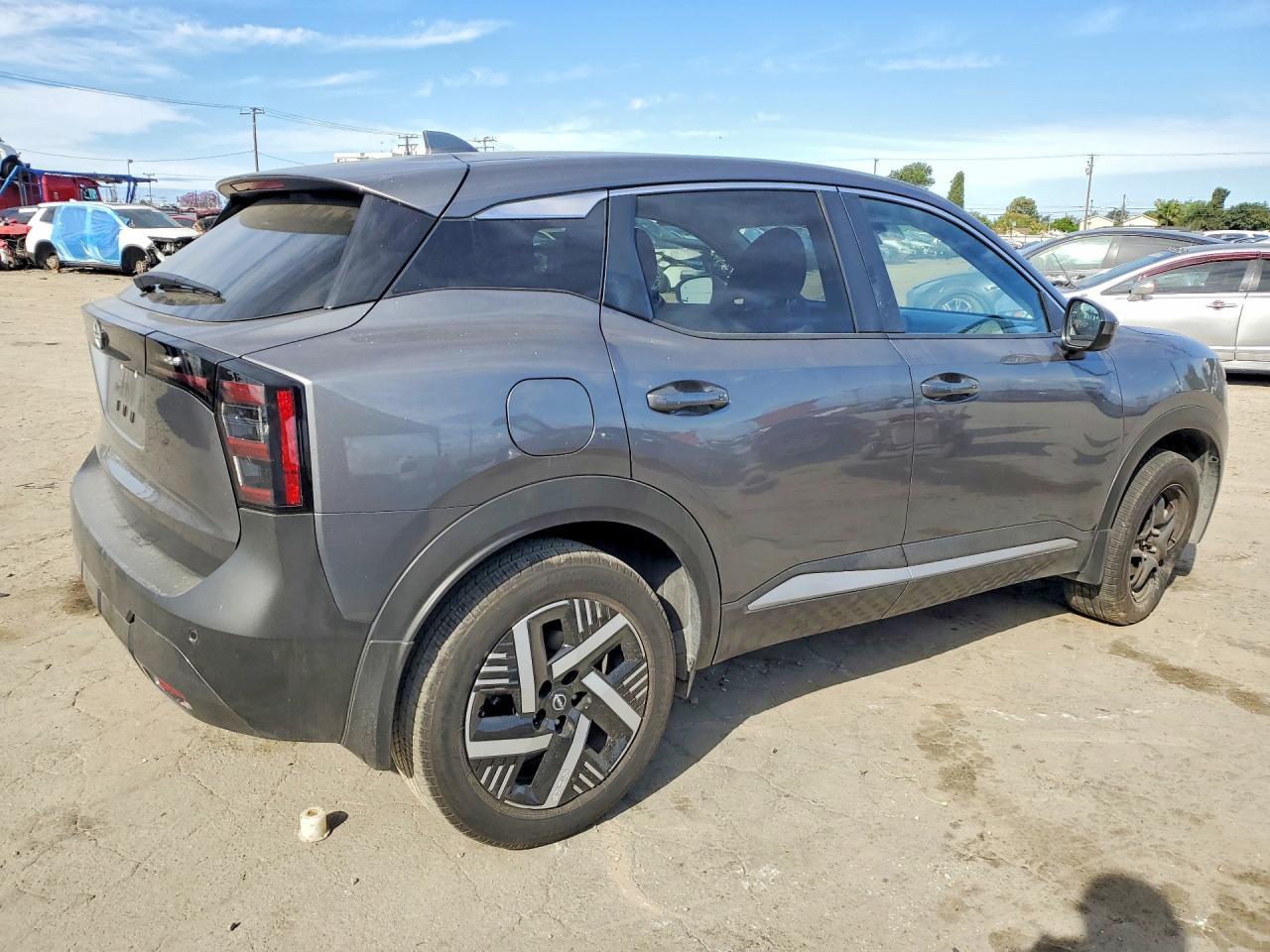 2025 Nissan Kicks Sv - Фото 3