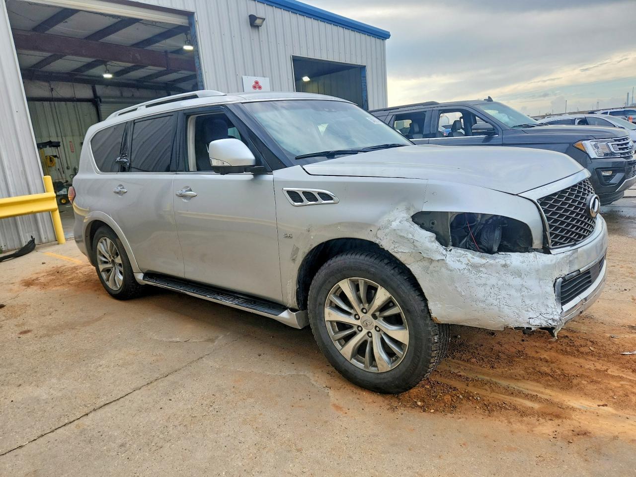 2017 Infiniti Qx80 Base - Image 4