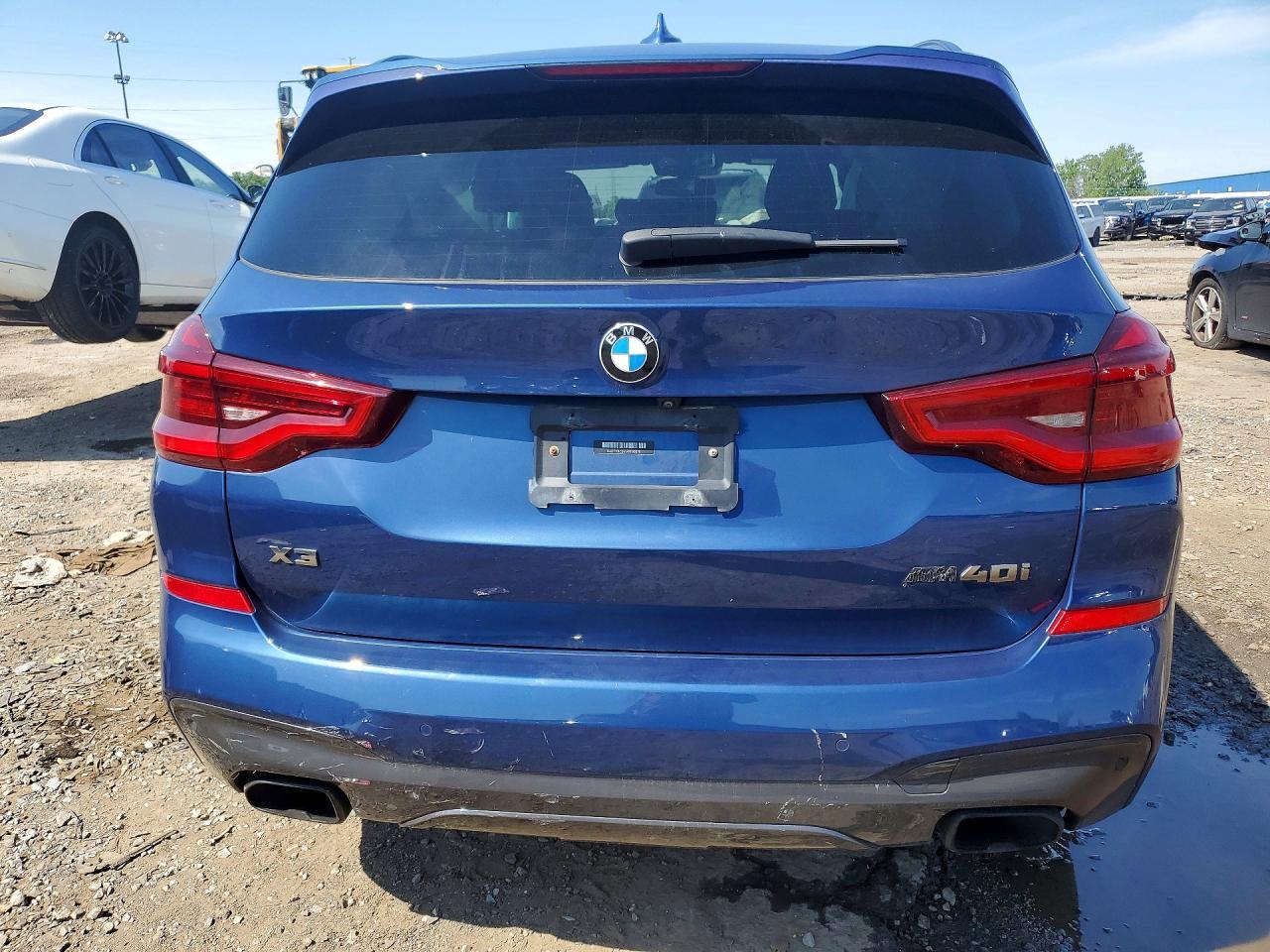2021 BMW X3 xDrivem40I - Image 6
