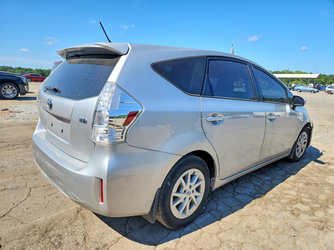 2012 Toyota Prius V Three - Фото 3