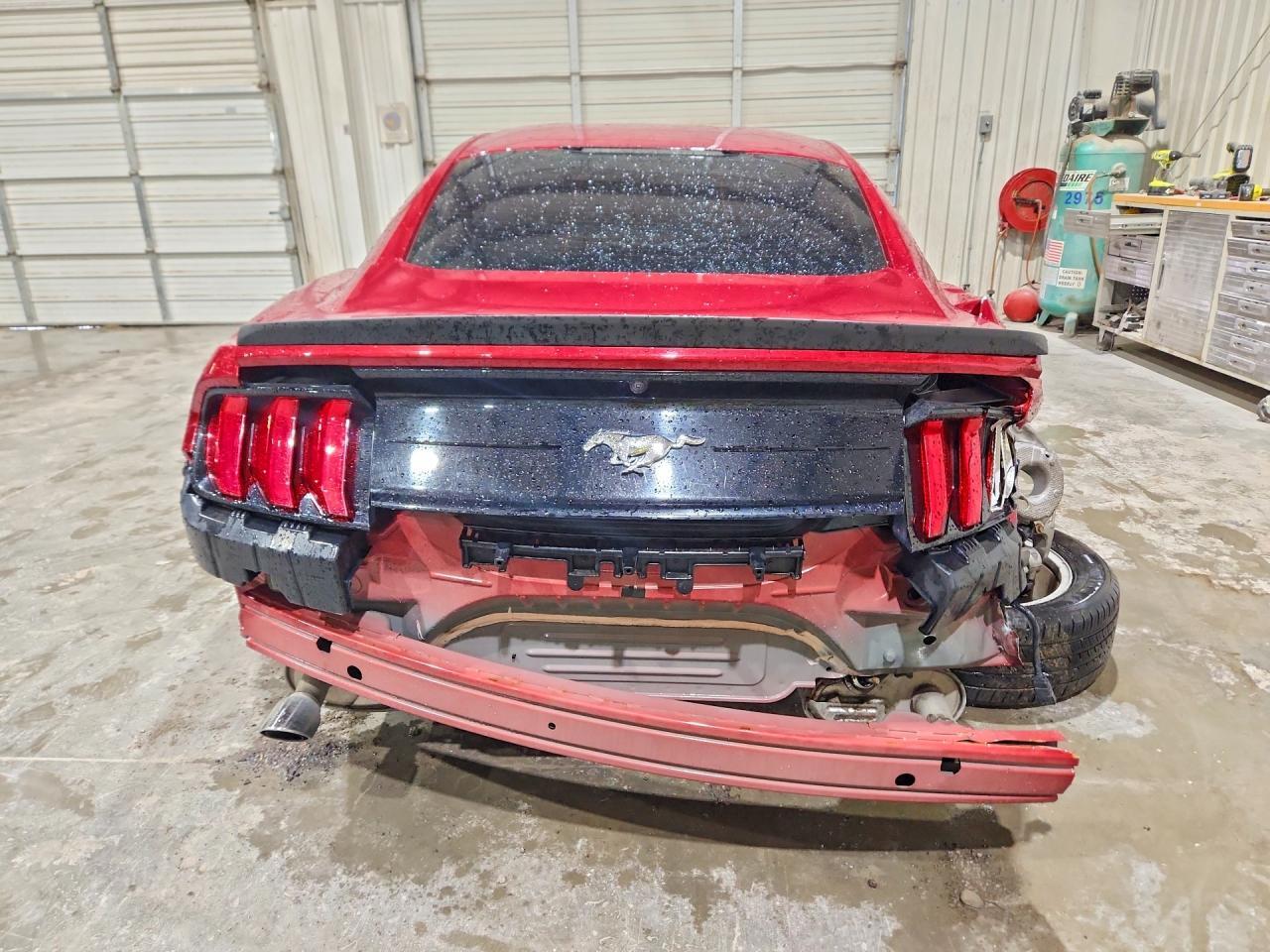 2018 Ford Mustang - Фото 6