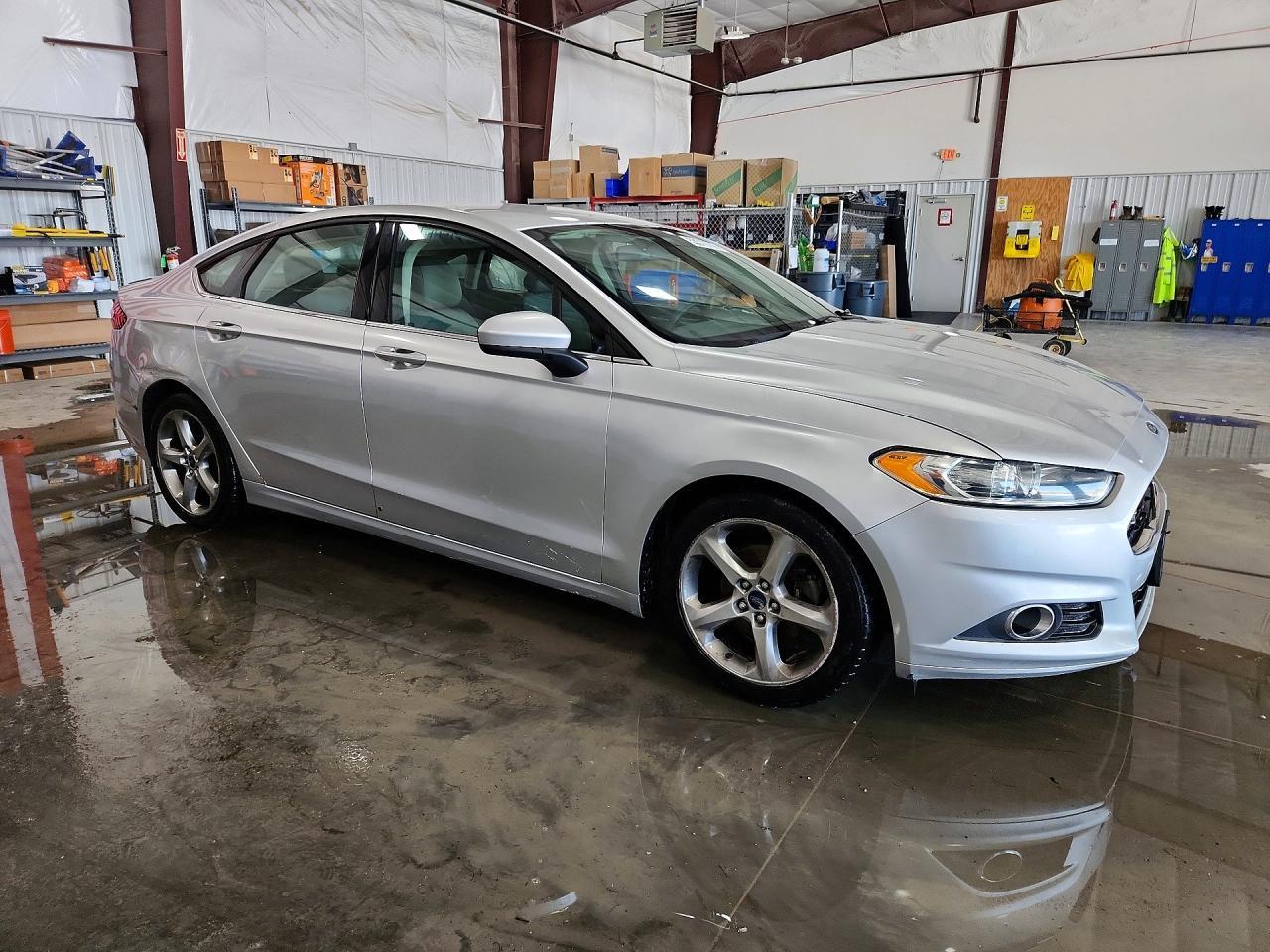 2016 Ford Fusion S - Image 4