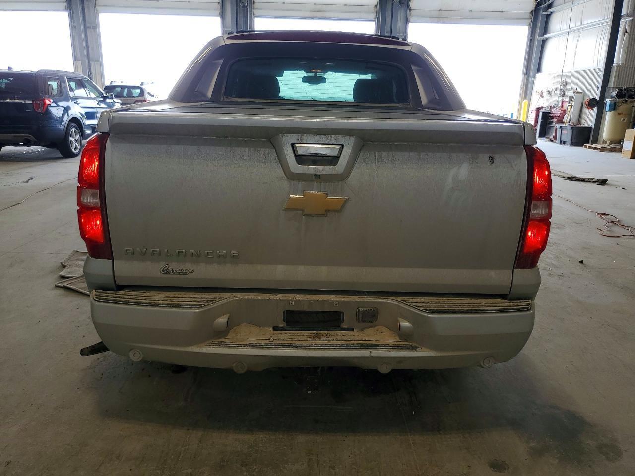 2013 Chevrolet Avalanche Ltz - Фото 6