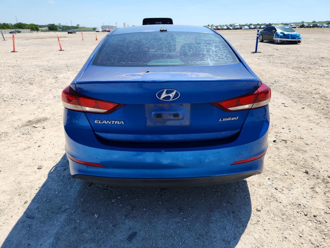 2017 Hyundai Elantra Limited - Image 6