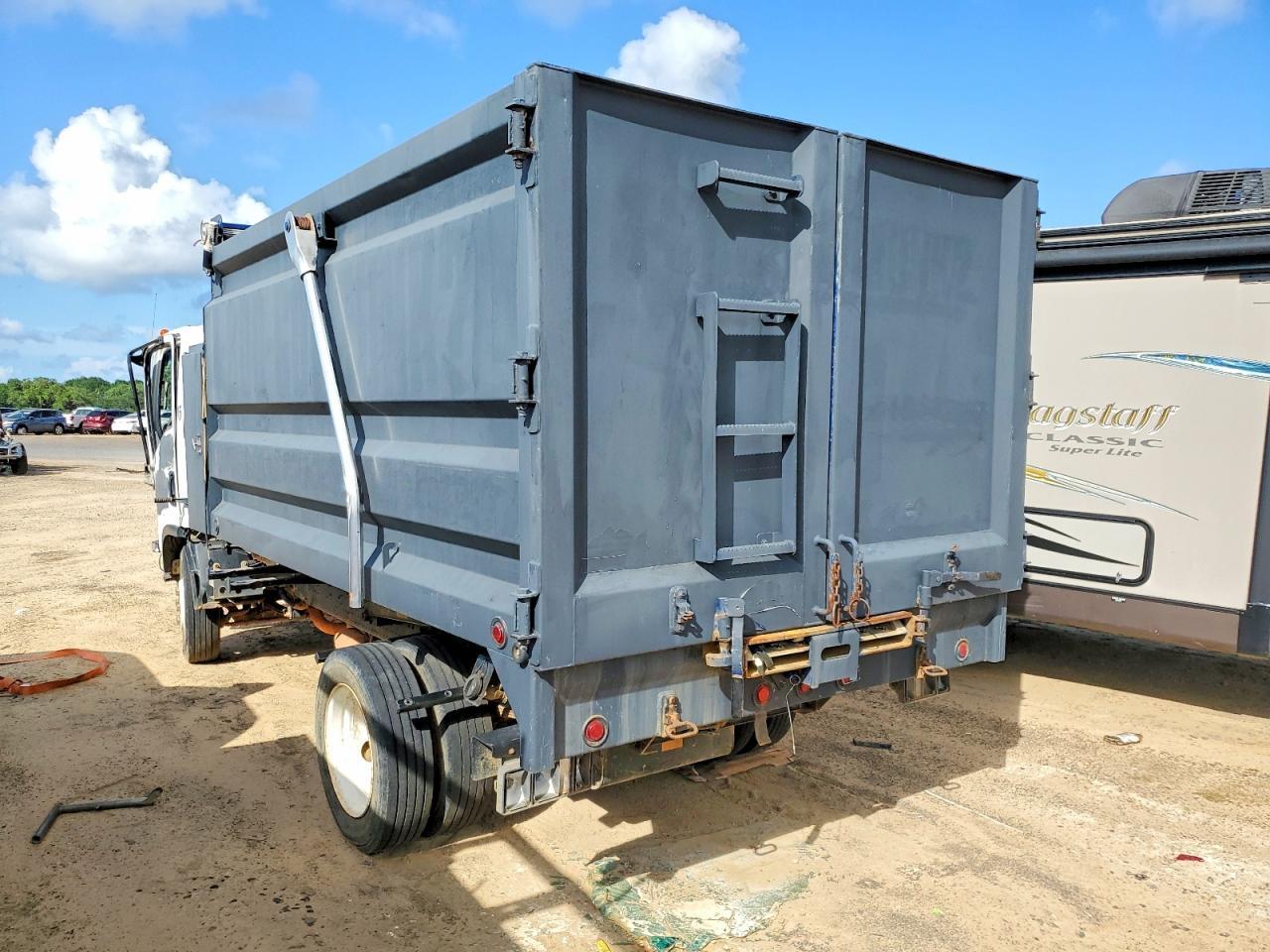 2018 Isuzu Npr Hd Dump Truck - Фото 3
