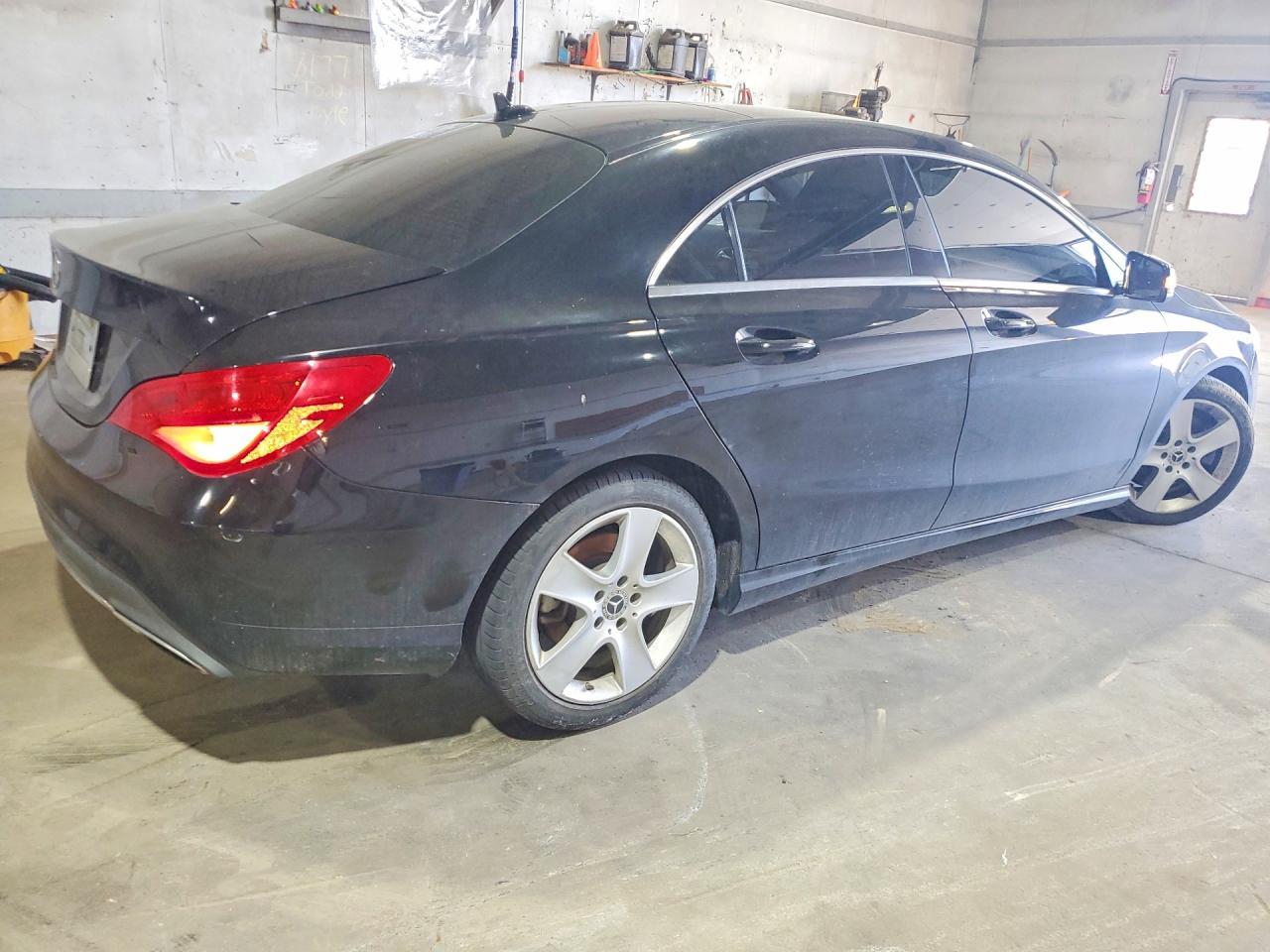 2019 Mercedes-Benz Cla 250 - Фото 3