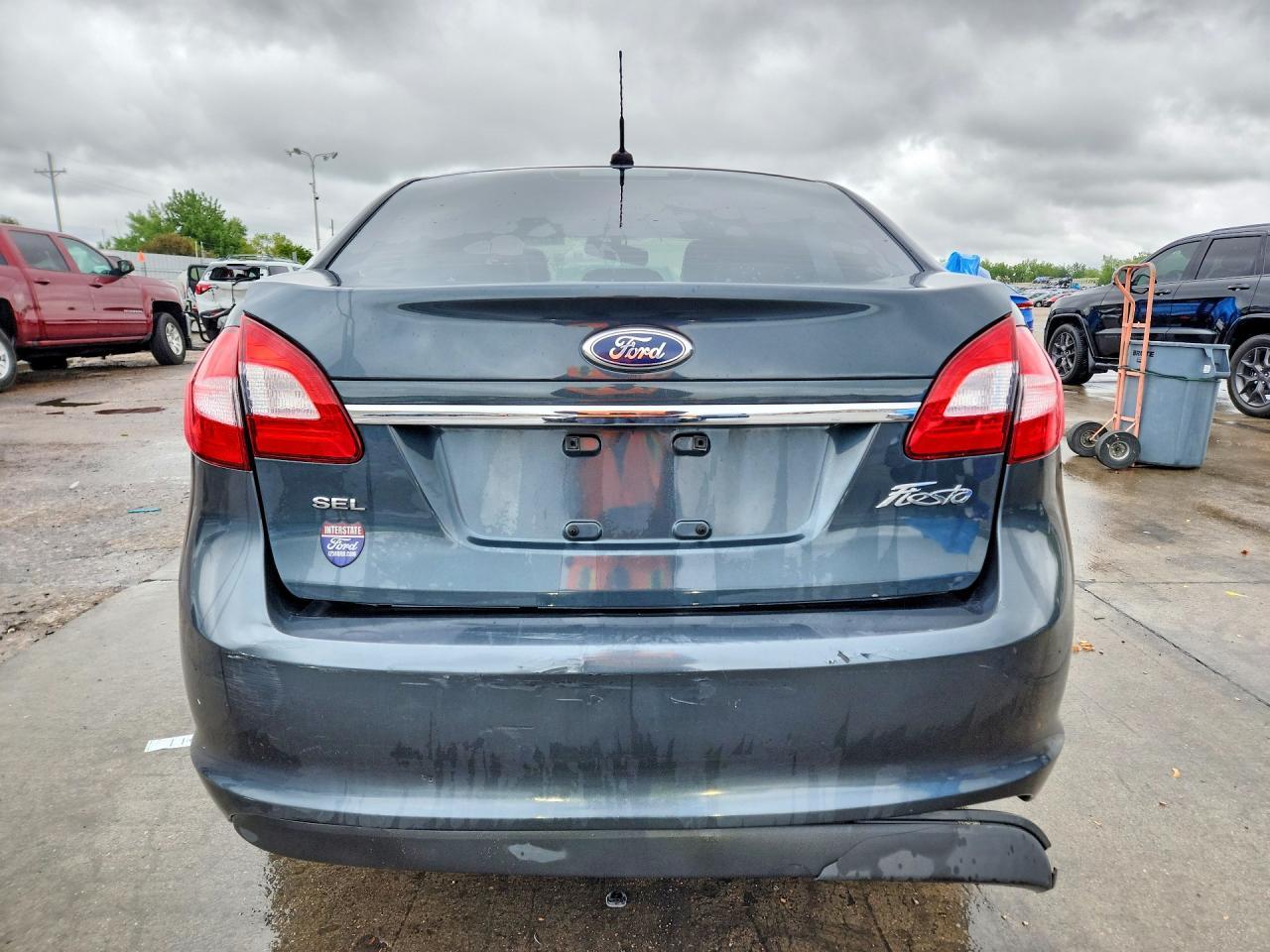 2011 Ford Fiesta Sel - Фото 6