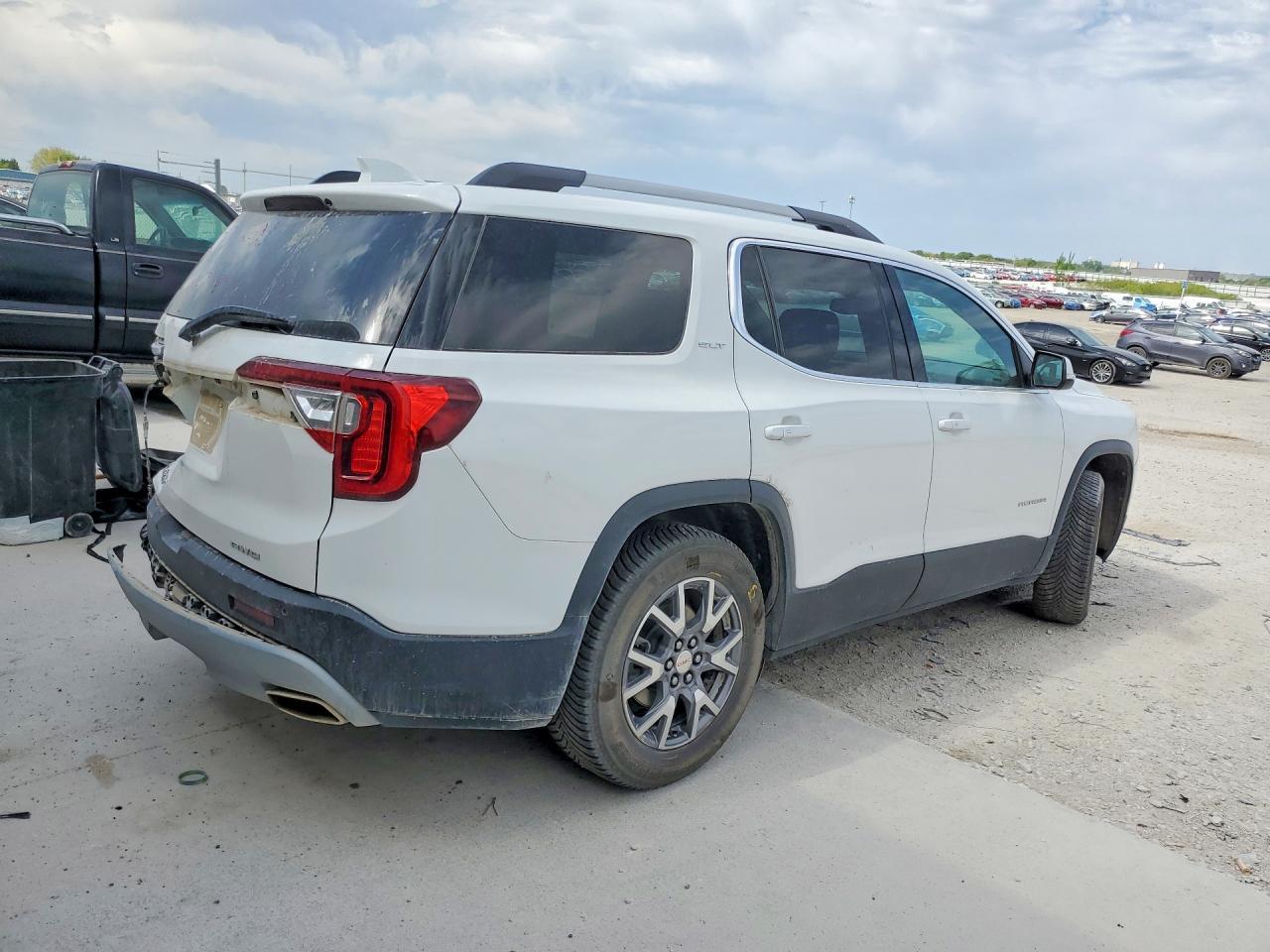 2020 GMC Acadia Slt - Image 3