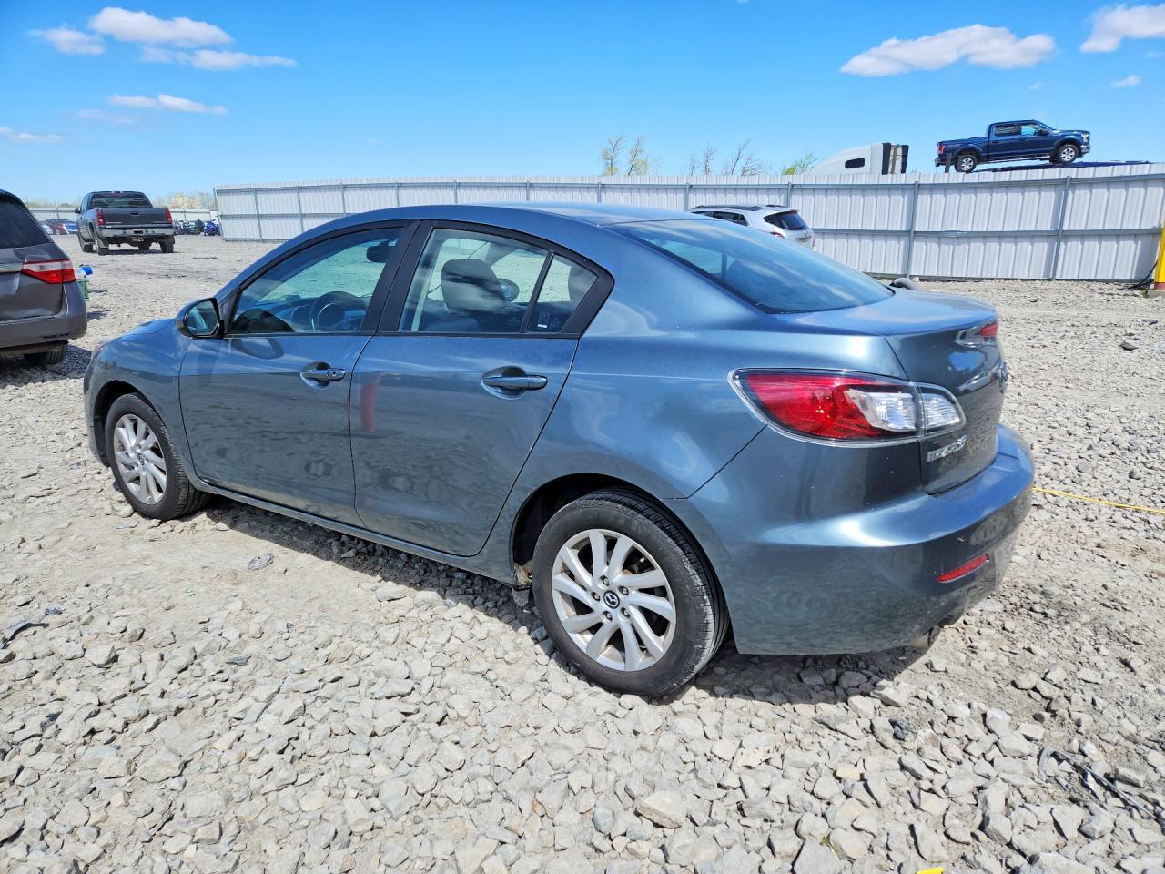 2013 Mazda 3 I - Фото 2
