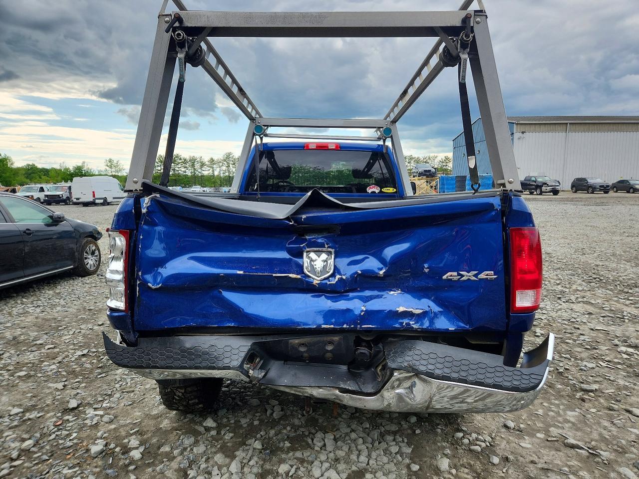 2016 Ram 2500 St - Image 6
