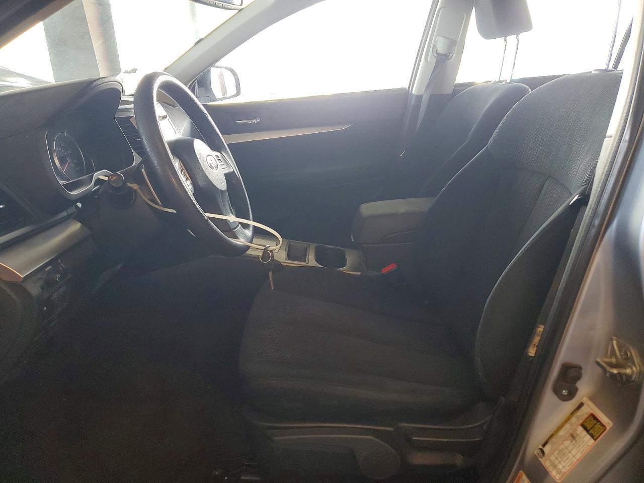 2014 Subaru Outback 2.5I - Image 7