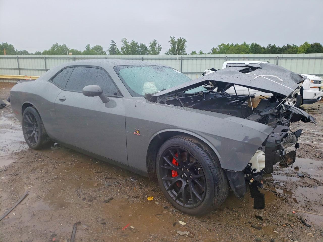 2018 Dodge Challenger R - Image 4