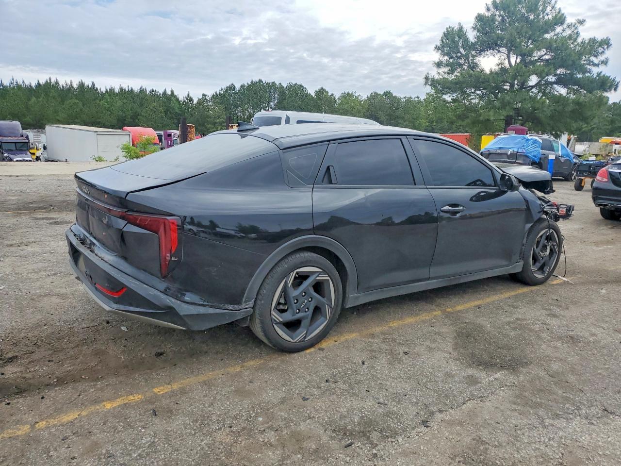 2025 Kia K4 Ex - Image 3