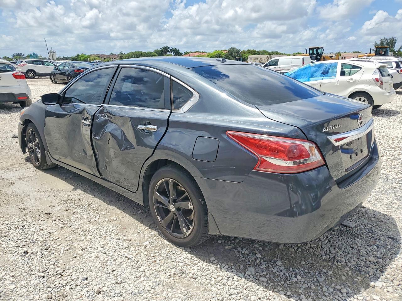 2013 Nissan Altima 2.5 - Image 2