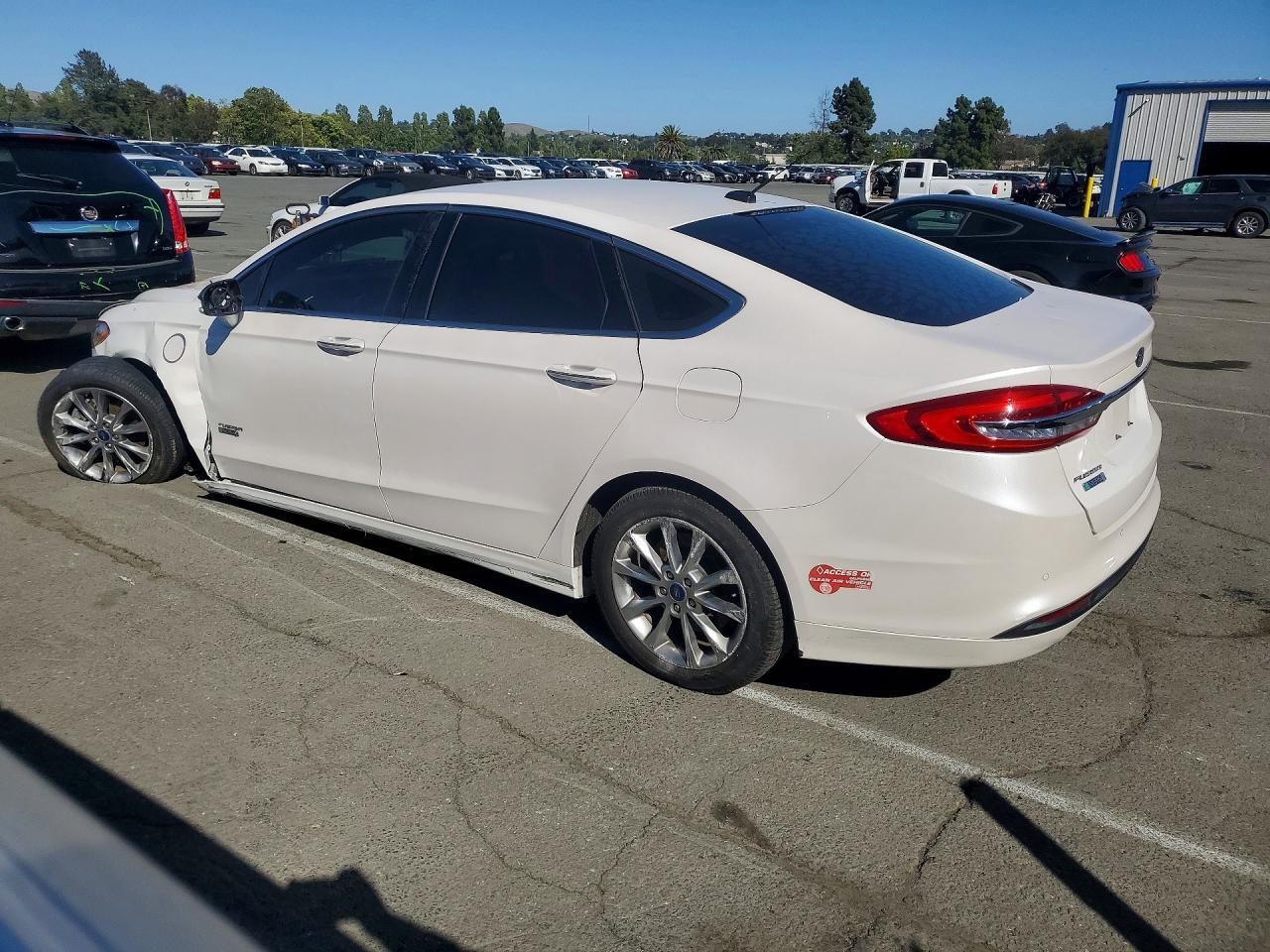 2018 Ford Fusion Se Phev - Фото 2
