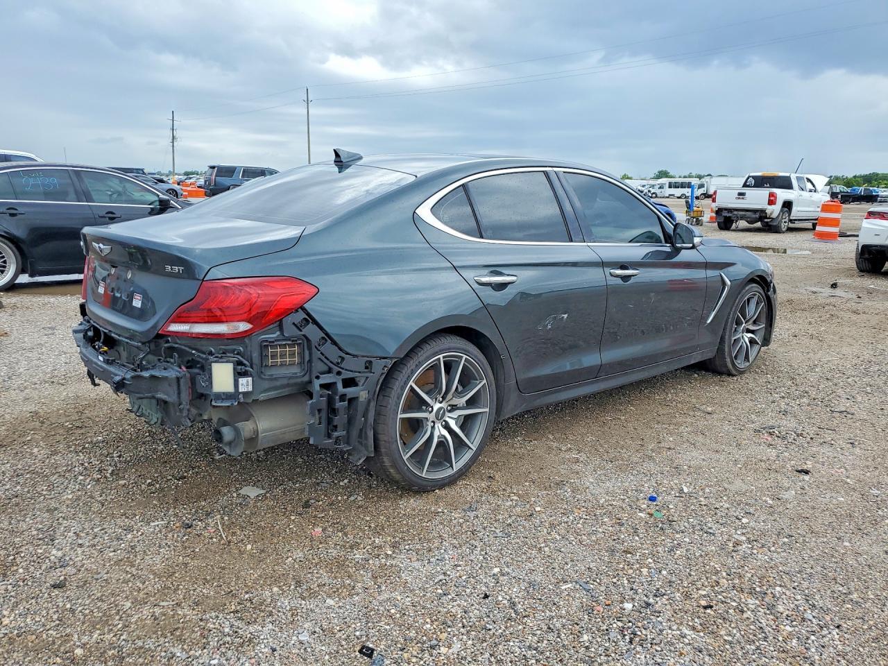 2019 Genesis G70 3.3T Design Edition - Фото 3