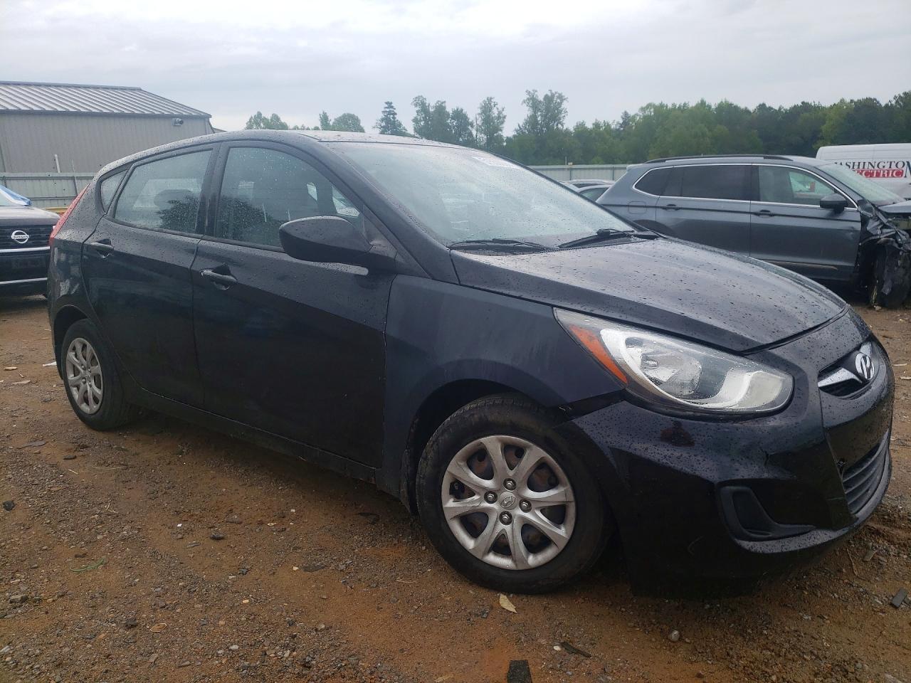 2013 Hyundai Accent Gs - Image 4