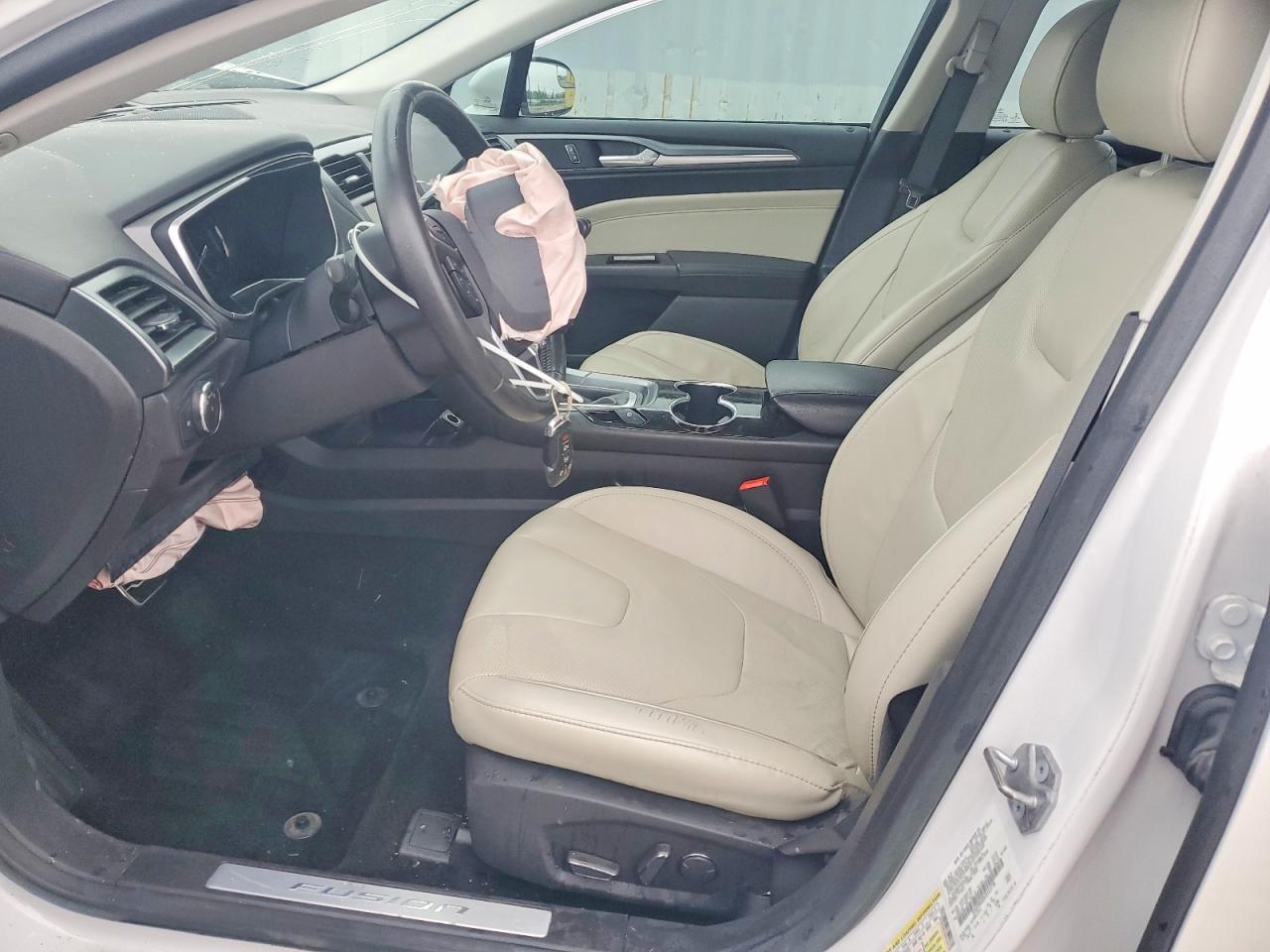 2016 Ford Fusion Titanium Hev - Image 7