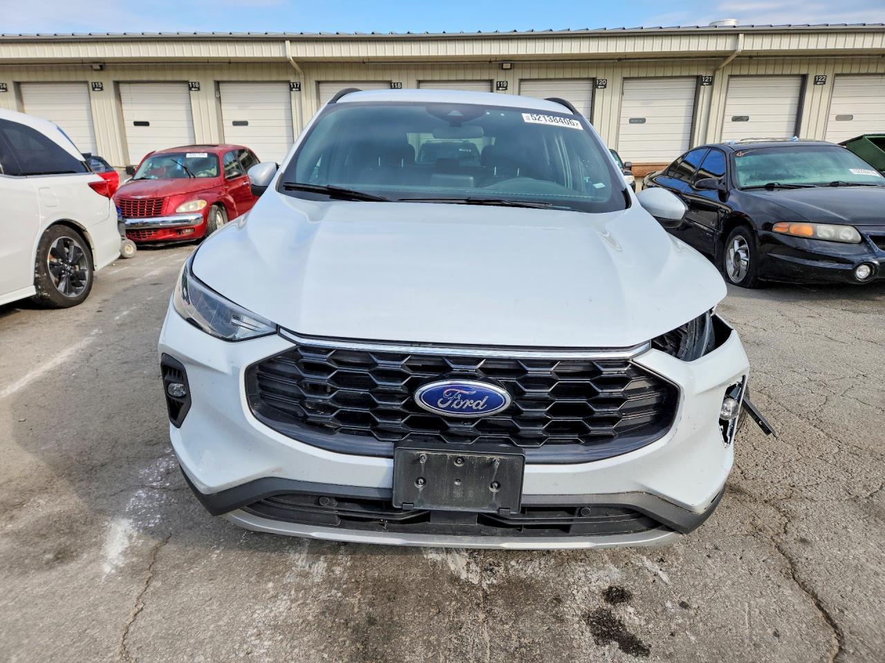 2025 Ford Escape St Line Select - Image 5