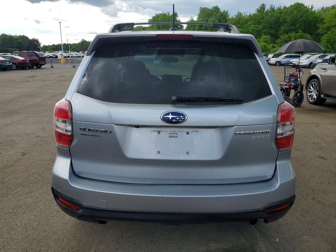 2014 Subaru Forester 2.5I Touring - Image 6