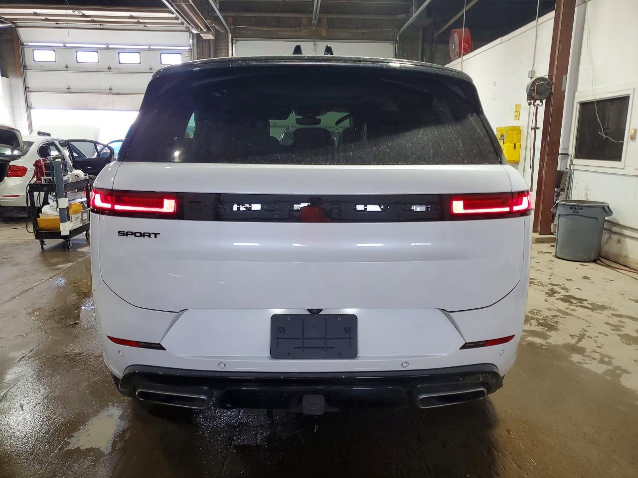 2024 Land Rover Range Rover Sport Dynamic Se - Image 6
