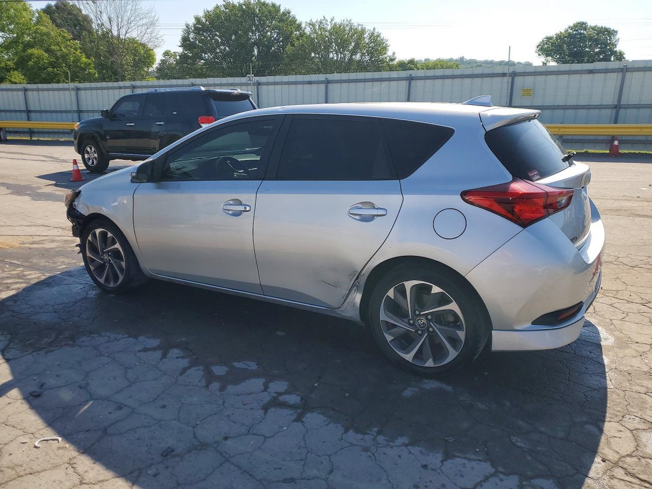 2018 Toyota Corolla Im Base - Image 2