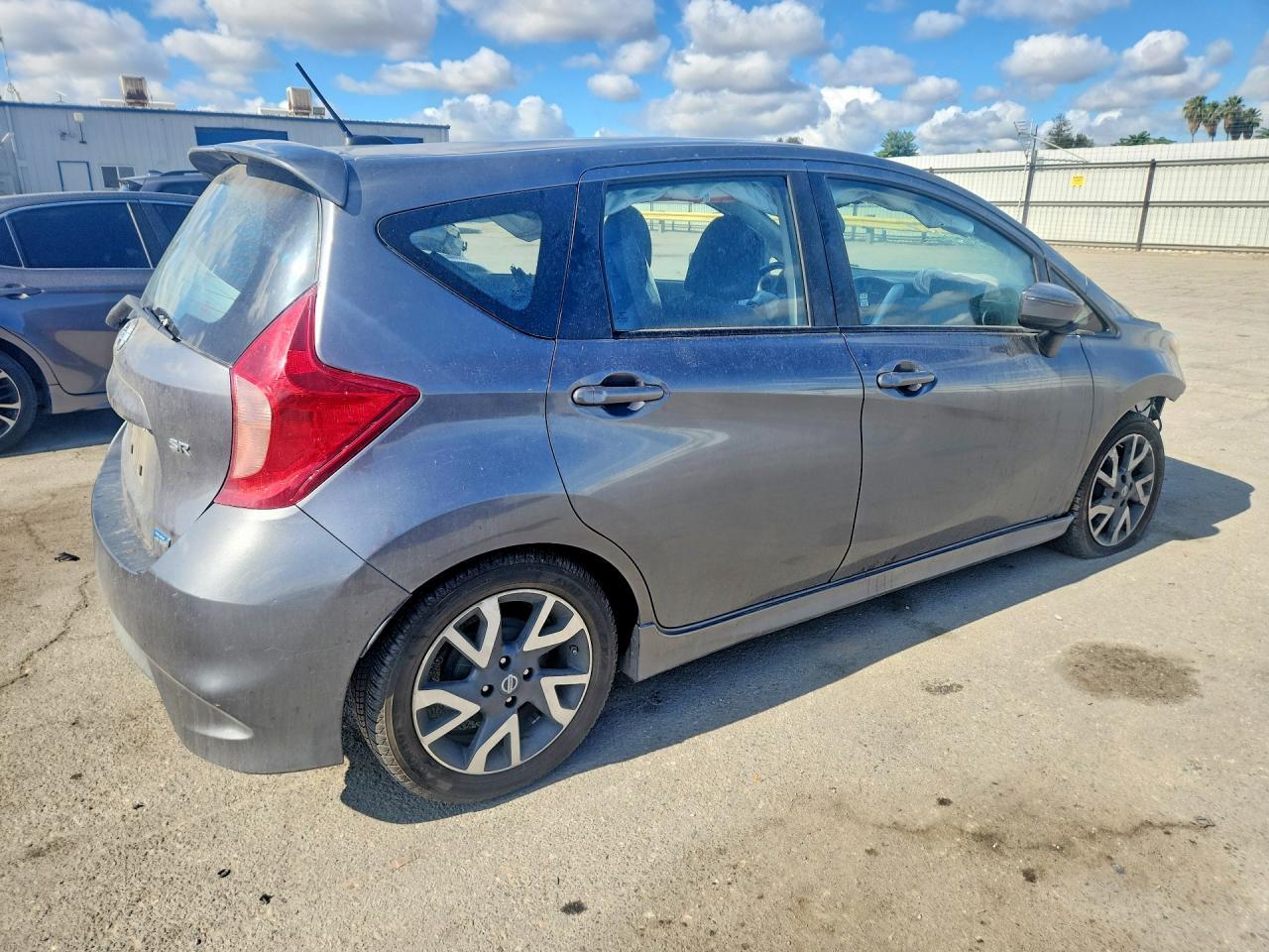 2016 Nissan Versa Note Sr - Фото 3