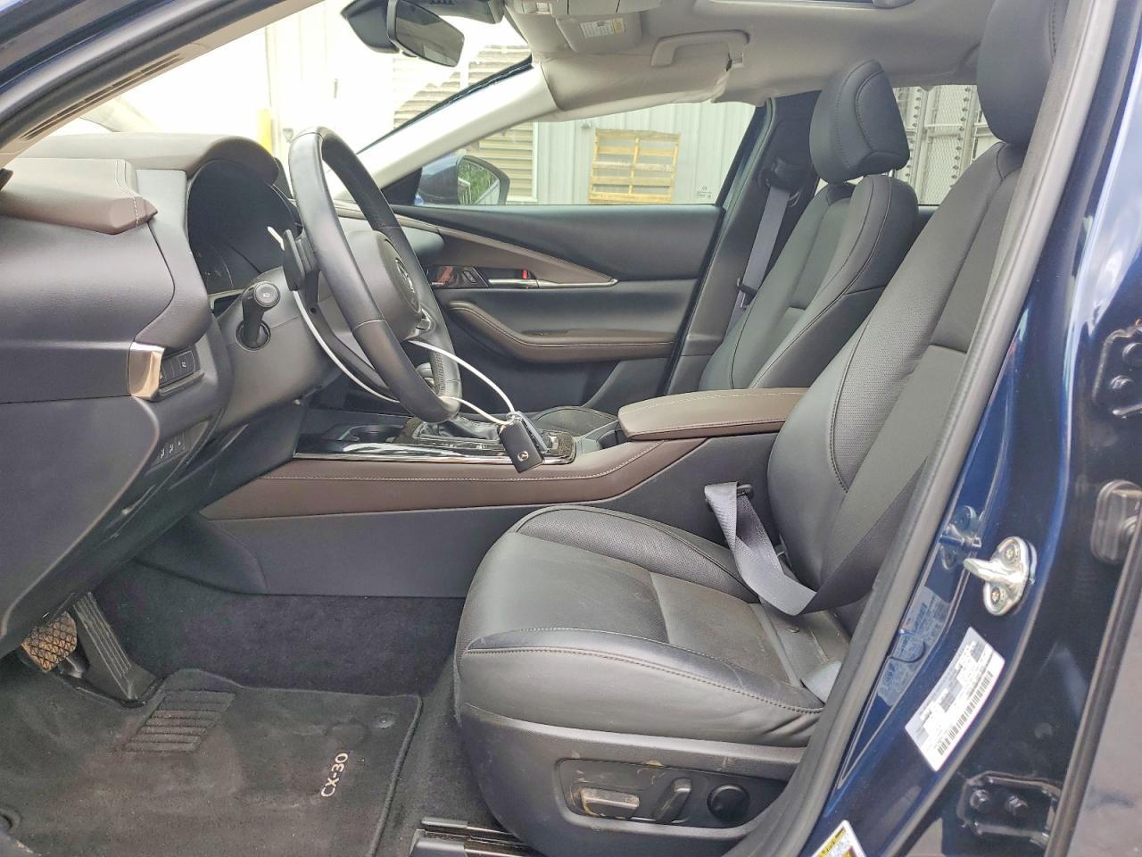2023 Mazda Cx-30 Premium - Image 7