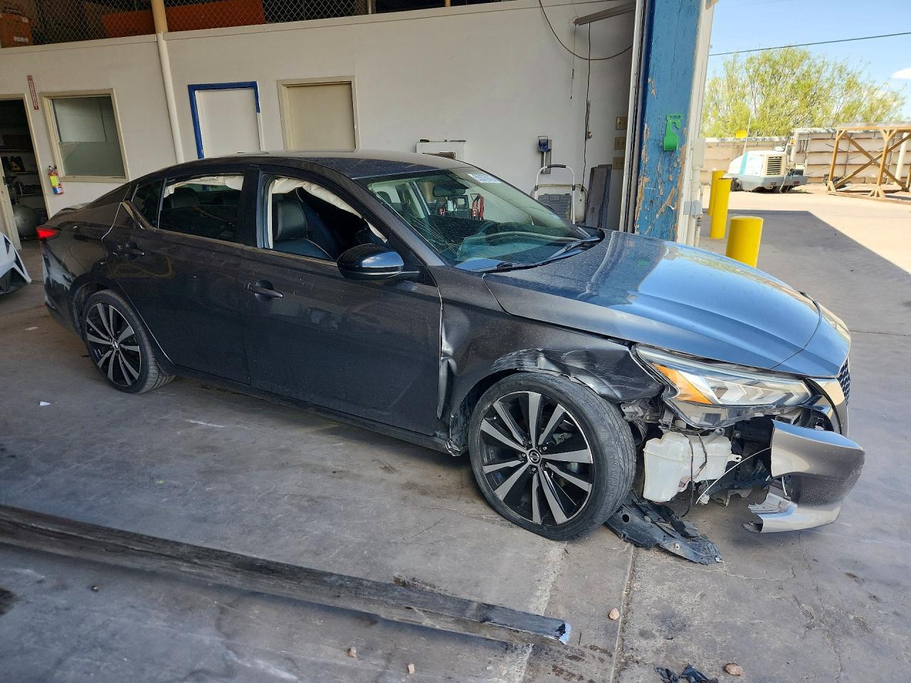 2019 Nissan Altima Sr - Фото 4