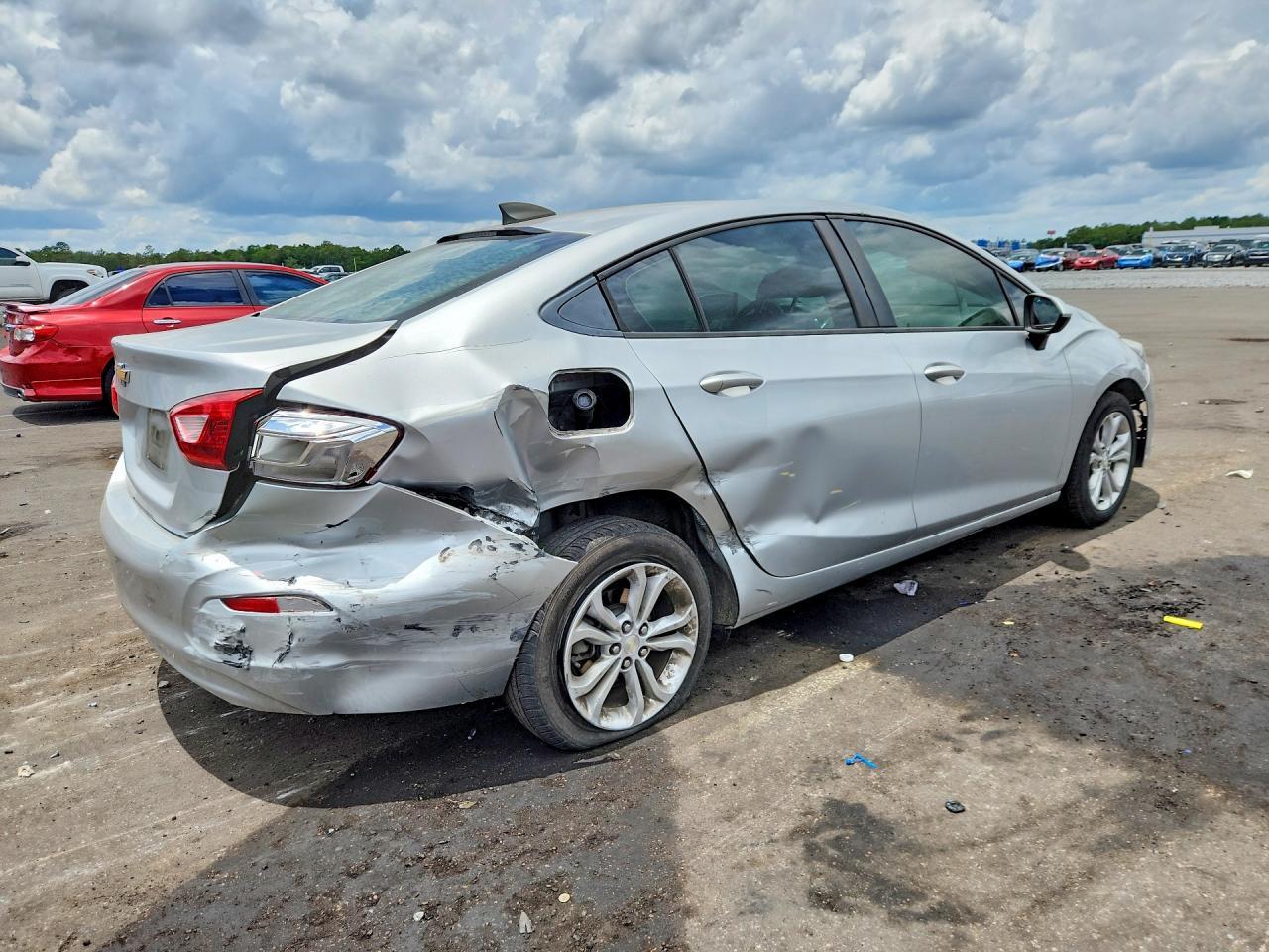 2019 Chevrolet Cruze Ls - Image 3