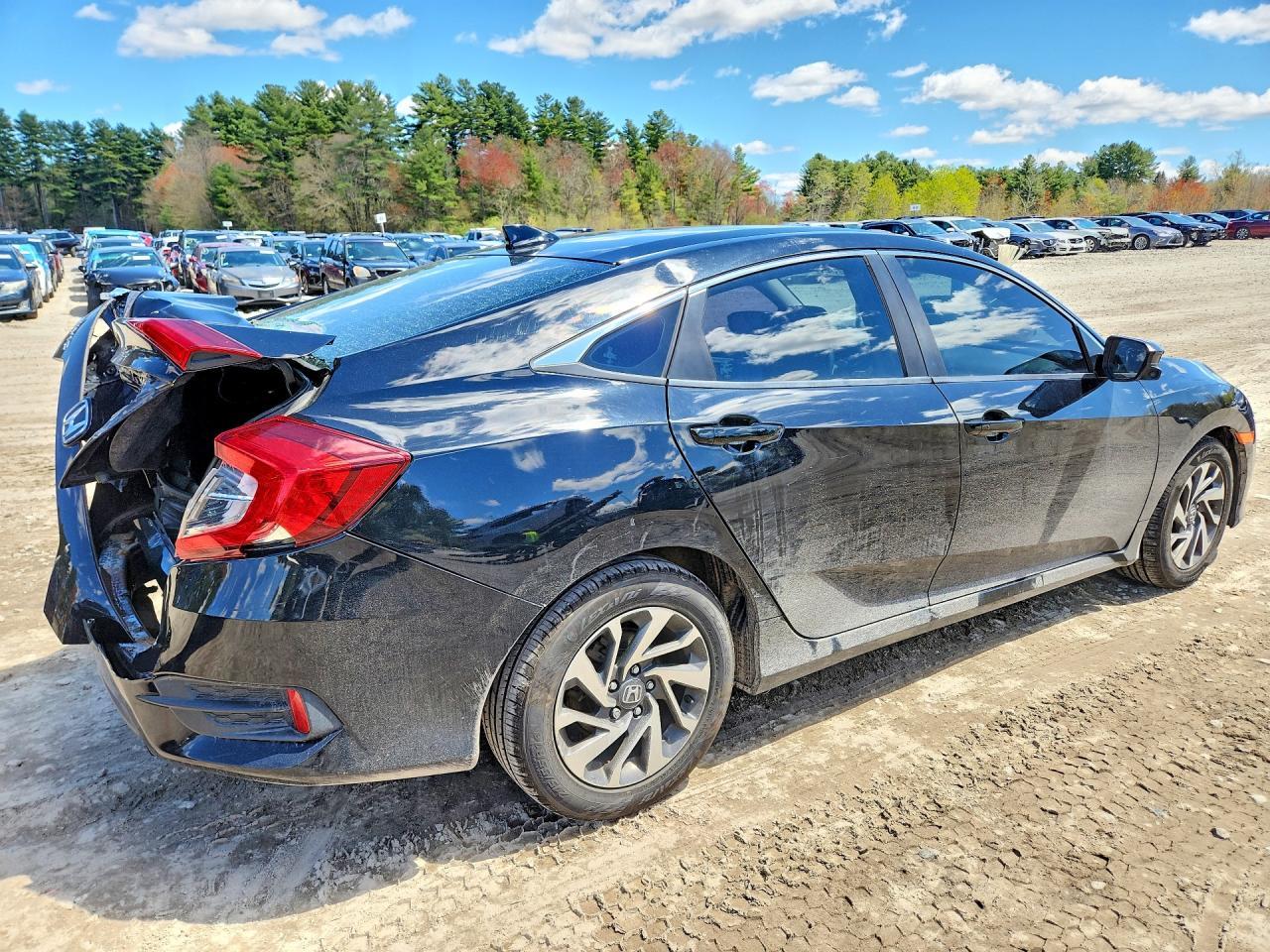 2017 Honda Civic Ex - Image 3