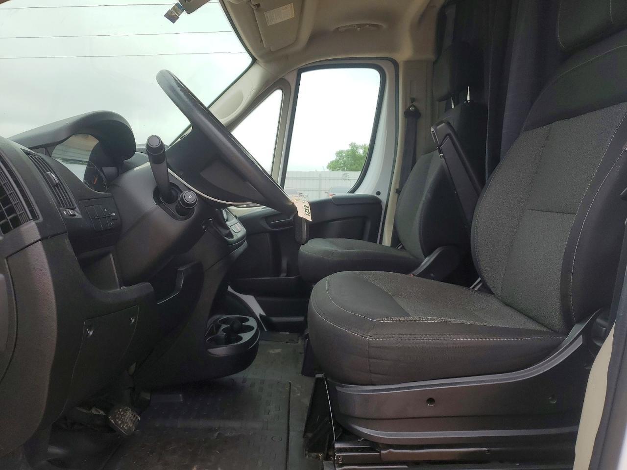 2021 Ram Promaster 3500 Delivery Van - Фото 7