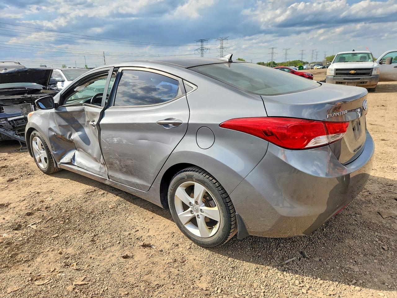 2013 Hyundai Elantra Gls - Фото 2