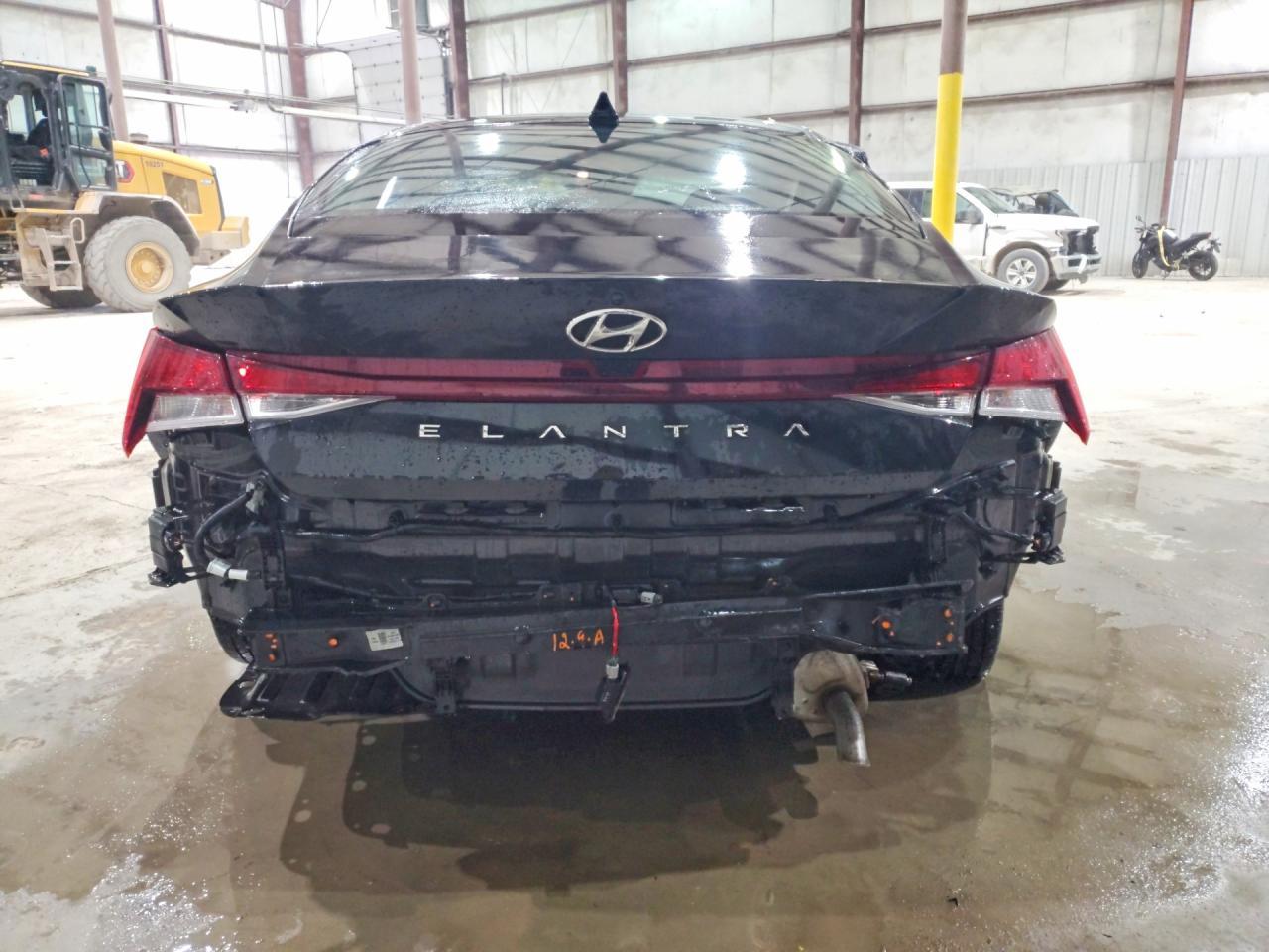 2023 Hyundai Elantra Sel - Фото 6